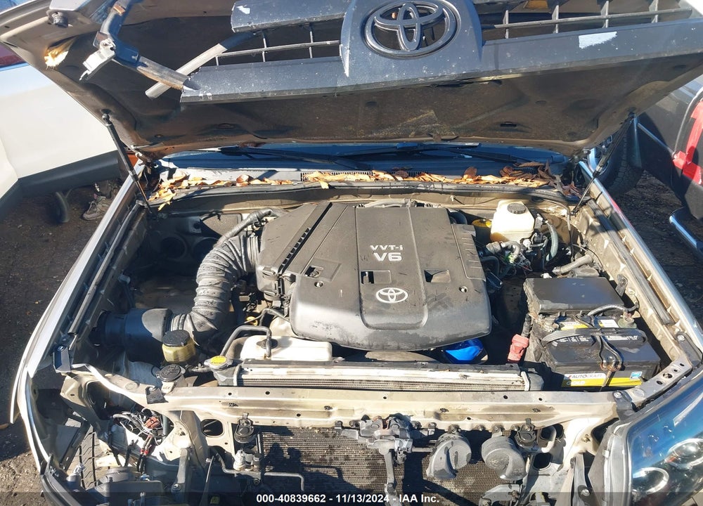 2005 TOYOTA 4RUNNER SR5 V6 VIN: JTEZU14R750057518