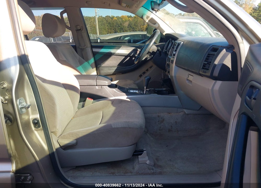 2005 TOYOTA 4RUNNER SR5 V6 VIN: JTEZU14R750057518