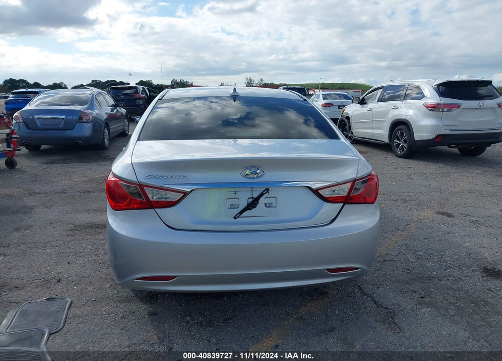 2012 HYUNDAI SONATA GLS VIN: 5NPEB4AC3CH471776