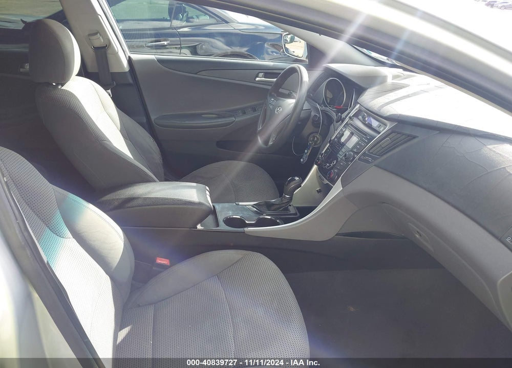 2012 HYUNDAI SONATA GLS VIN: 5NPEB4AC3CH471776