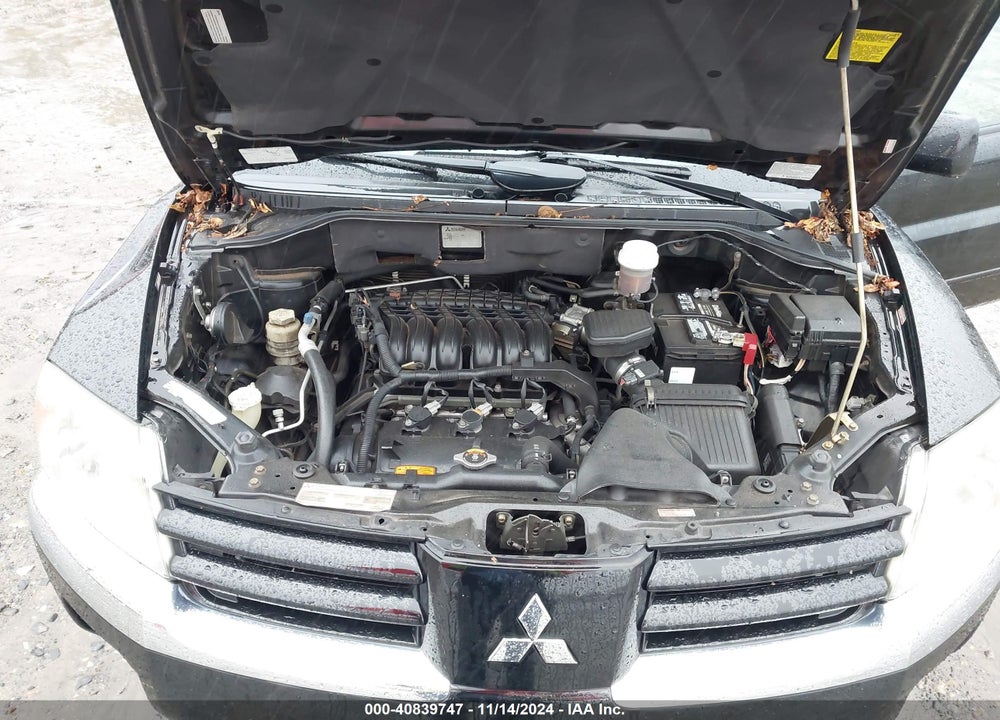 2005 MITSUBISHI ENDEAVOR XLS VIN: 4A4MN31SX5E007285