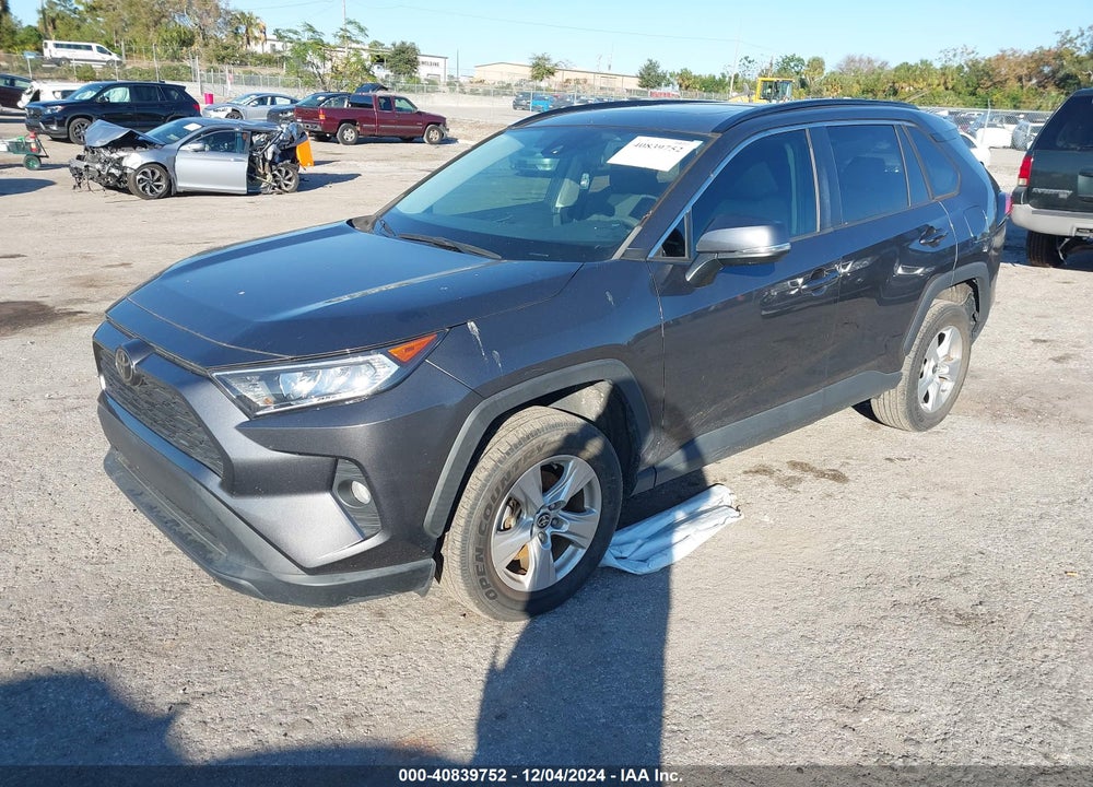 2021 TOYOTA RAV4 XLE VIN: 2T3W1RFV8MC159706