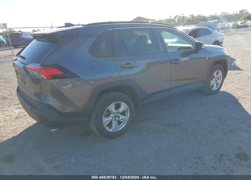 2021 TOYOTA RAV4 XLE VIN: 2T3W1RFV8MC159706