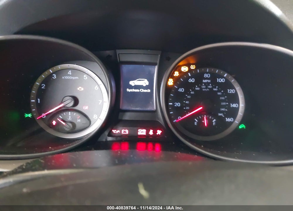 2016 HYUNDAI SANTA FE SPORT 2.4L VIN: 5XYZU3LB6GG347167