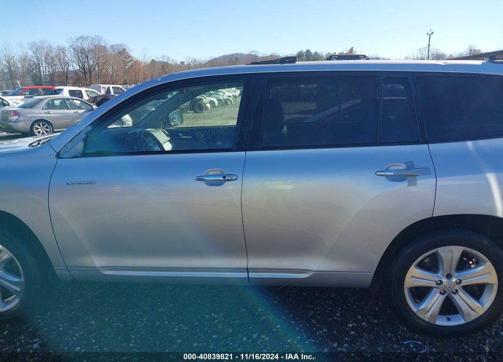 2008 TOYOTA HIGHLANDER LIMITED VIN: JTEES42A082106120