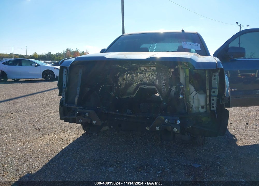 2014 GMC SIERRA 1500 SLE VIN: 1GTR1UEC7EZ124008