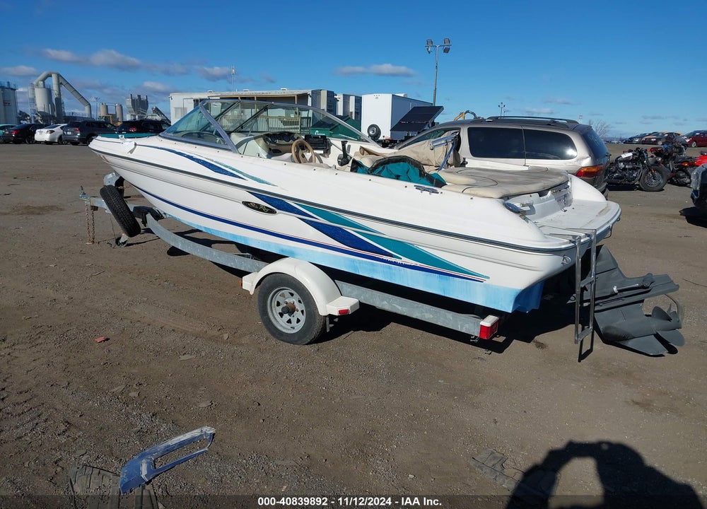 1999 SEA RAY BOW RIDER VIN: SERR1370G899