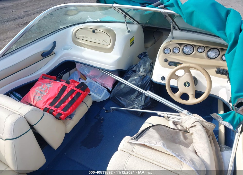 1999 SEA RAY BOW RIDER VIN: SERR1370G899