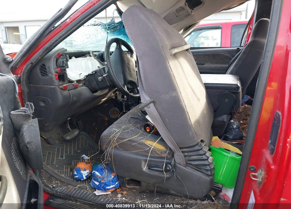 2000 DODGE RAM 1500 ST VIN: 3B7HF13Z8YM230248