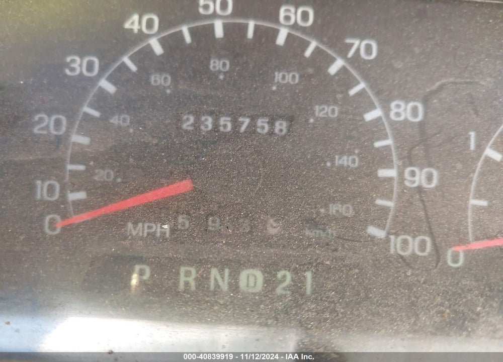 1999 FORD F-350 LARIAT/XL/XLT VIN: 1FTSW31F1XEE27034
