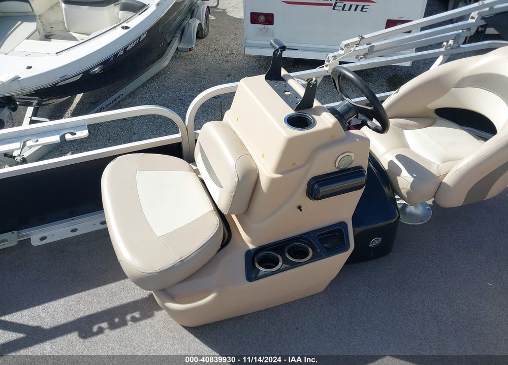 2015 SUNTRACKER OTHER VIN: BUJ21670A515