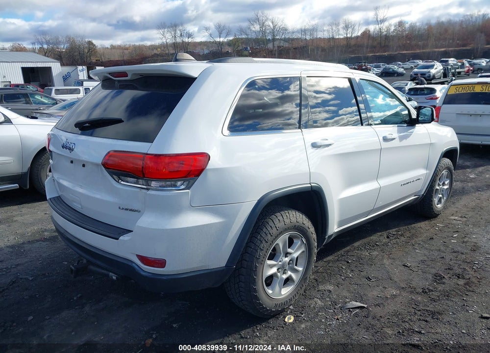 2015 JEEP GRAND CHEROKEE LAREDO VIN: 1C4RJFAG1FC191115