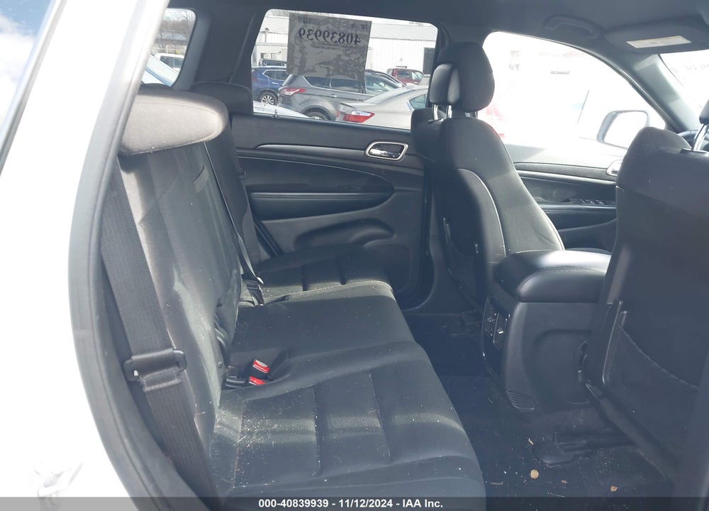 2015 JEEP GRAND CHEROKEE LAREDO VIN: 1C4RJFAG1FC191115