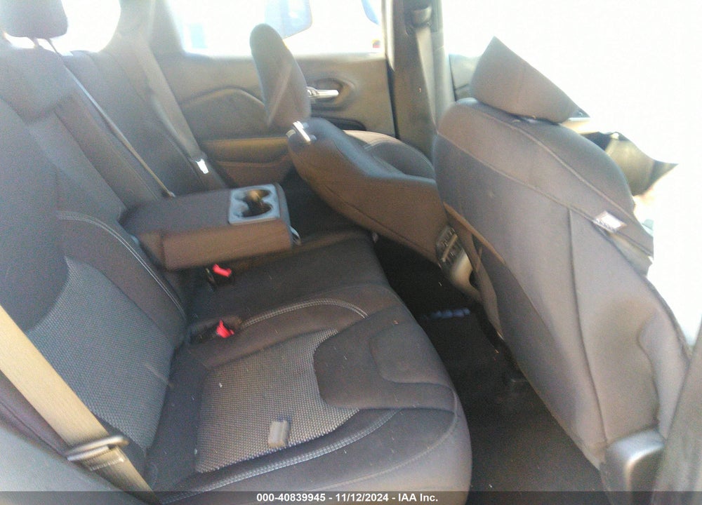 2020 JEEP CHEROKEE LATITUDE FWD VIN: 1C4PJLCB6LD653326