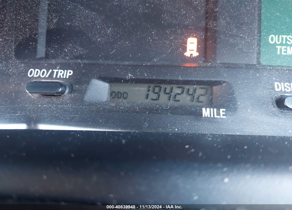 2001 TOYOTA AVALON XLS VIN: 4T1BF28B51U165394