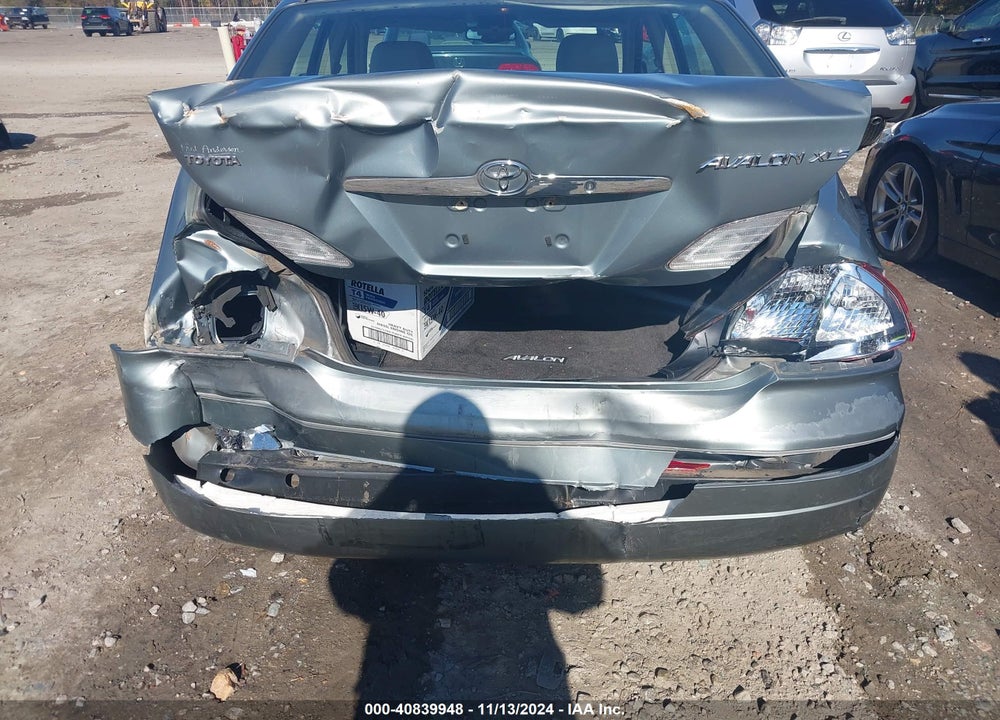 2001 TOYOTA AVALON XLS VIN: 4T1BF28B51U165394