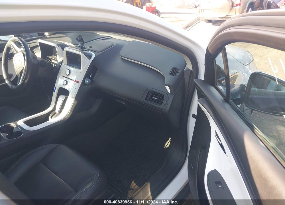 2015 CHEVROLET VOLT VIN: 1G1RB6E42FU110316