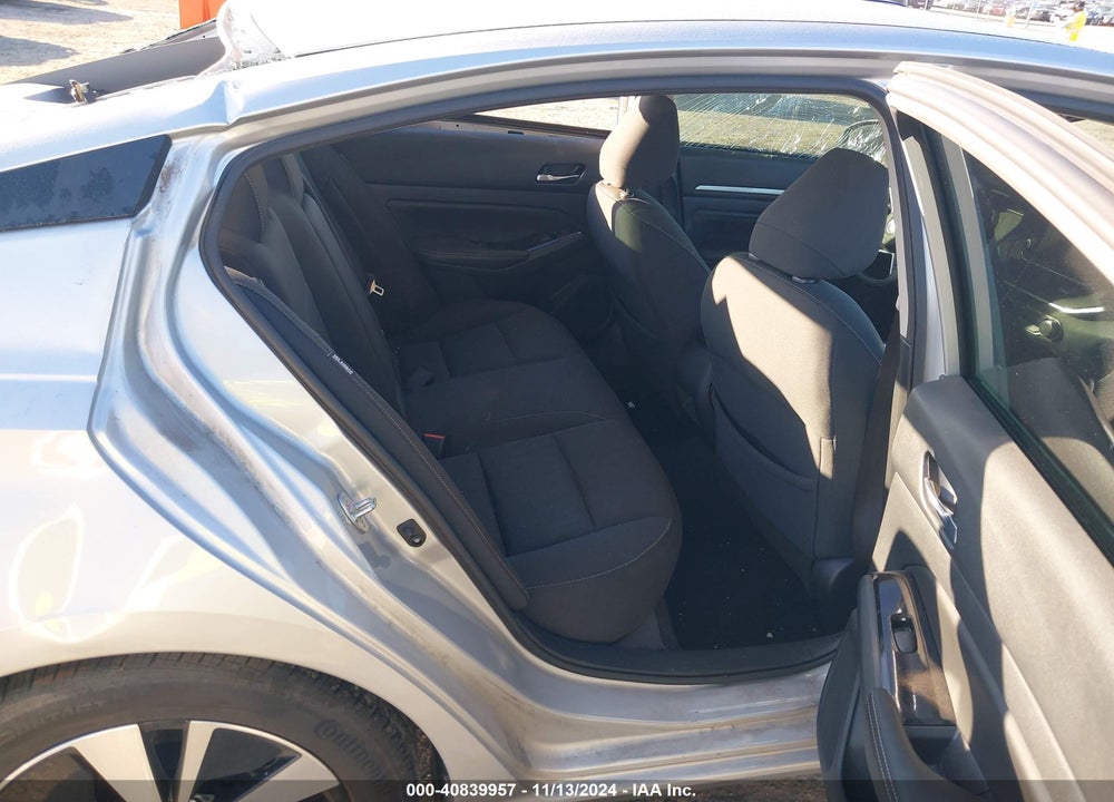 2021 NISSAN ALTIMA SV FWD VIN: 1N4BL4DVXMN333561