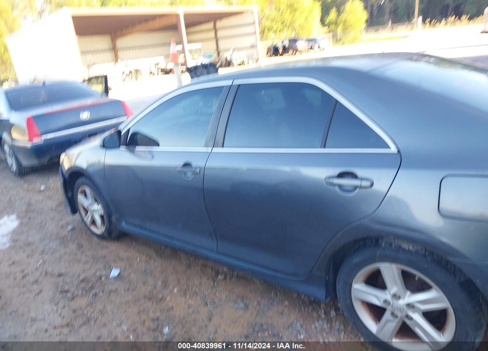 2014 TOYOTA CAMRY SE VIN: 4T1BF1FK2EU351543