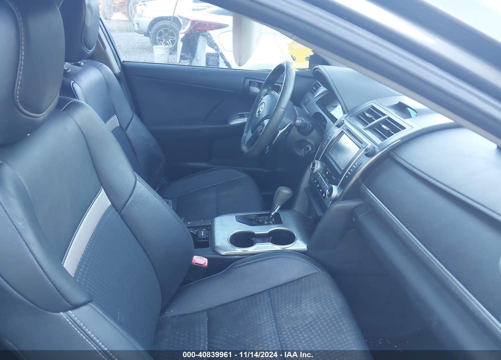 2014 TOYOTA CAMRY SE VIN: 4T1BF1FK2EU351543