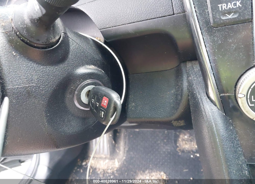 2014 TOYOTA CAMRY SE VIN: 4T1BF1FK2EU351543