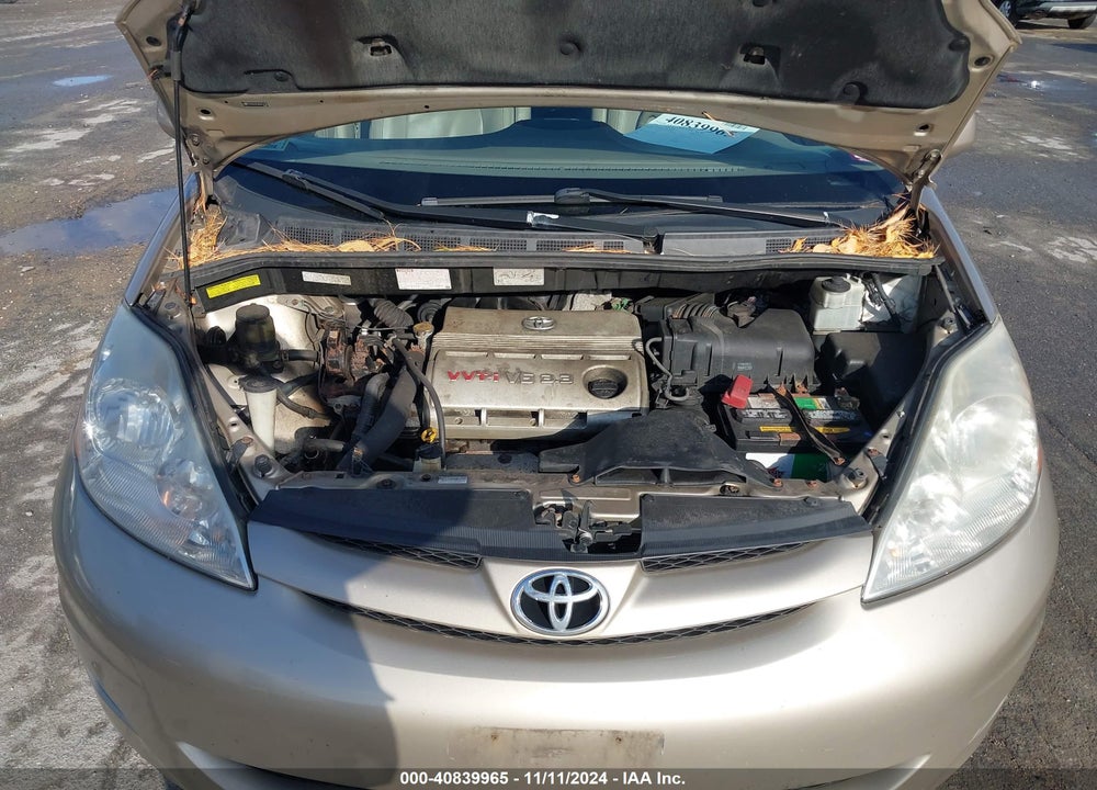 2006 TOYOTA SIENNA XLE VIN: 5TDBA22C26S074194