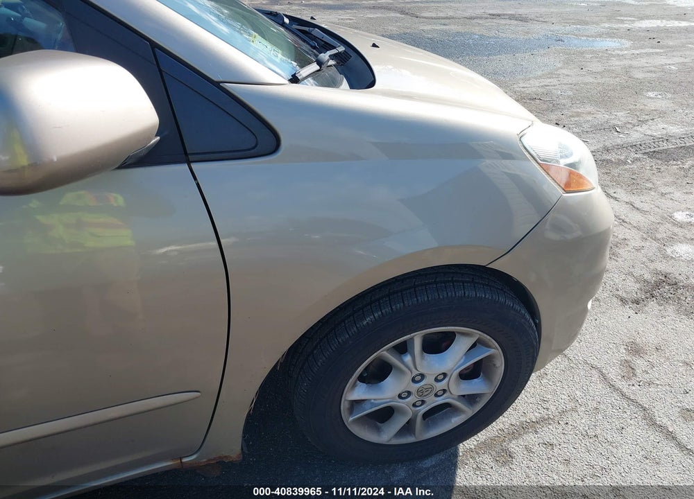 2006 TOYOTA SIENNA XLE VIN: 5TDBA22C26S074194