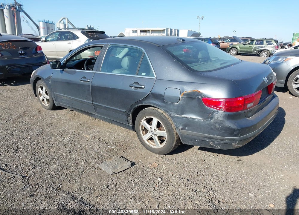 2005 HONDA ACCORD 2.4 EX VIN: 1HGCM568X5A034882