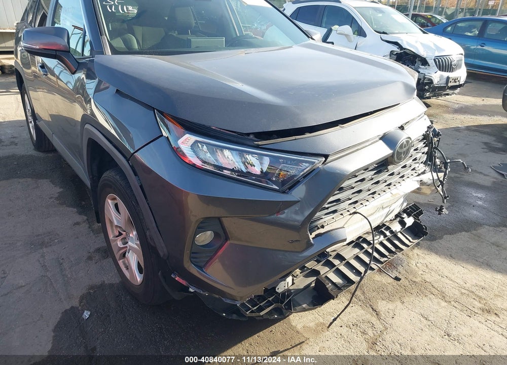 2019 TOYOTA RAV4 XLE VIN: 2T3P1RFV0KW039351