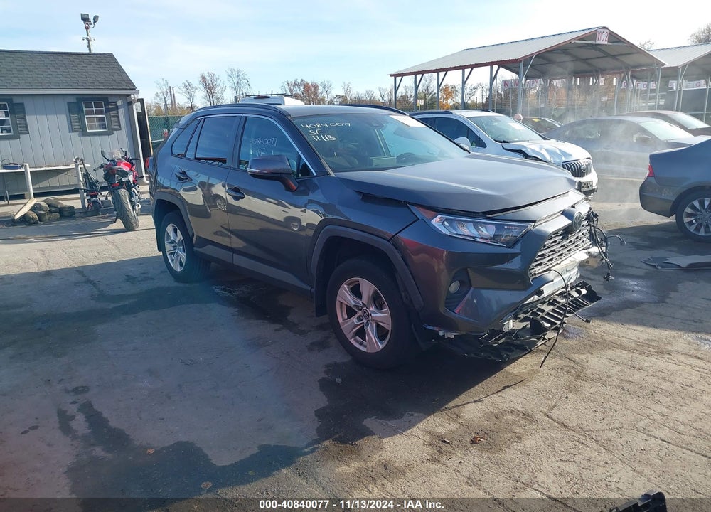 2019 TOYOTA RAV4 XLE VIN: 2T3P1RFV0KW039351