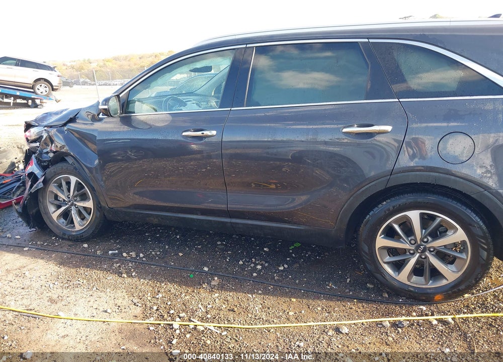 2019 KIA SORENTO 3.3L EX VIN: 5XYPH4A58KG494601