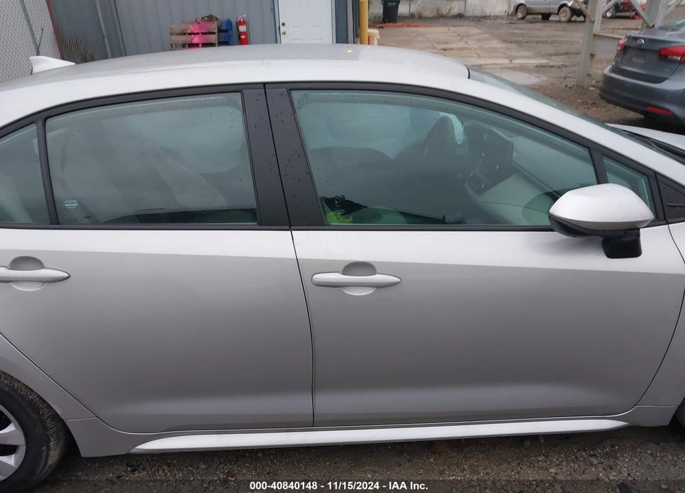 2022 TOYOTA COROLLA LE VIN: 5YFEPMAE6NP345114