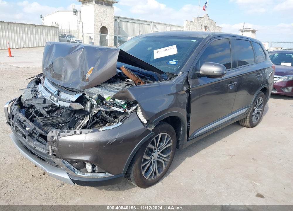 2018 MITSUBISHI OUTLANDER SE VIN: JA4AD3A39JZ009452