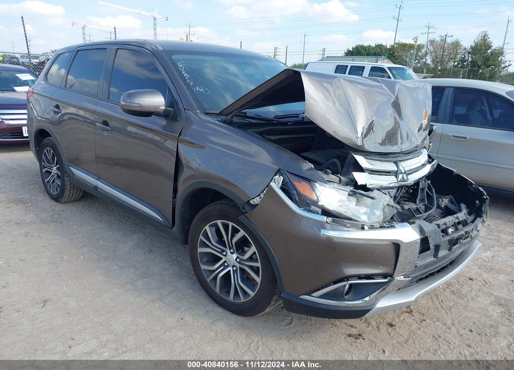 2018 MITSUBISHI OUTLANDER SE VIN: JA4AD3A39JZ009452