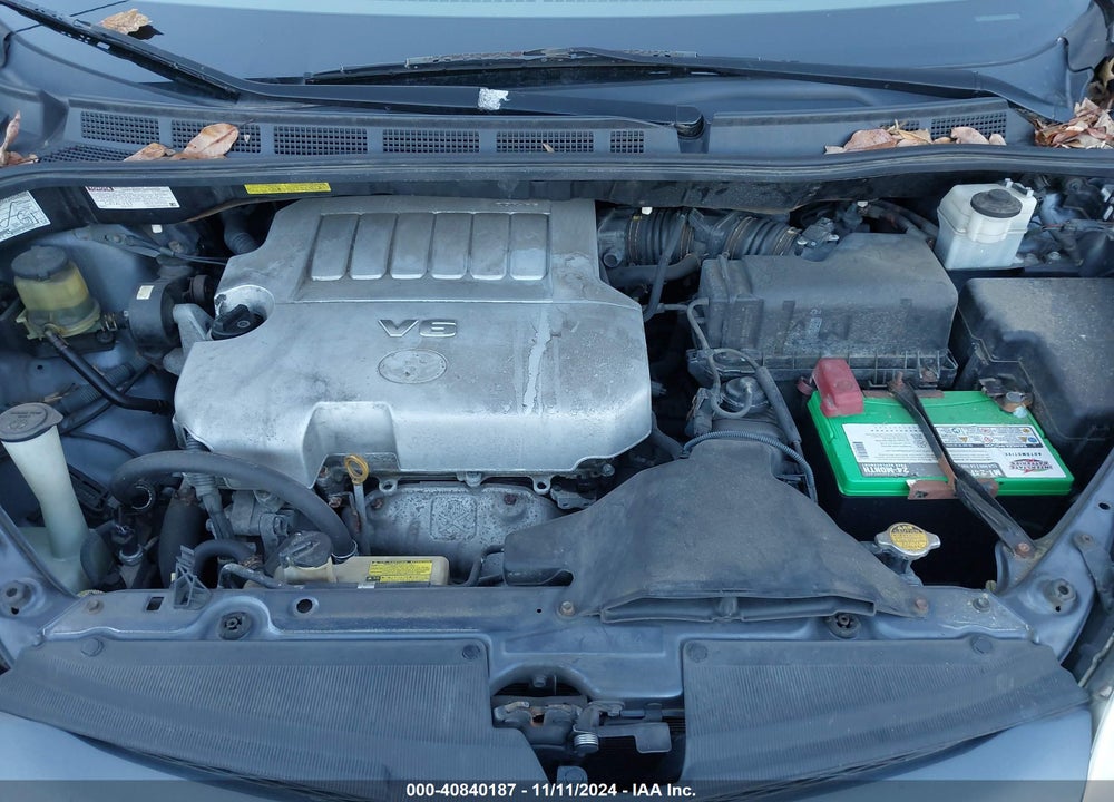 2008 TOYOTA SIENNA XLE VIN: 5TDZK22C28S104986