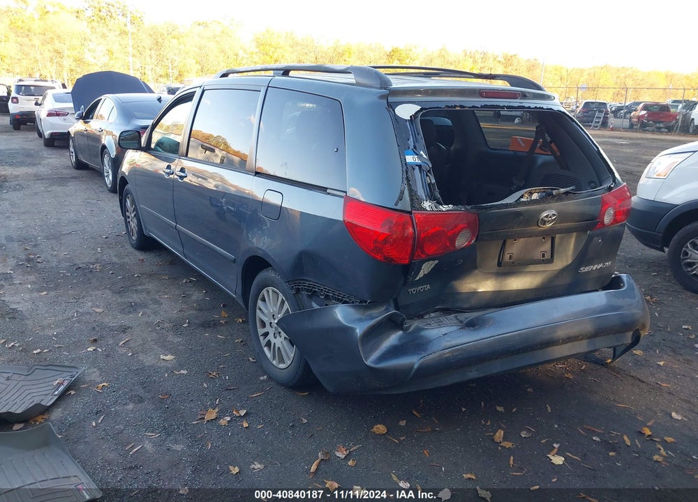 2008 TOYOTA SIENNA XLE VIN: 5TDZK22C28S104986