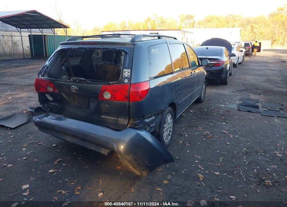 2008 TOYOTA SIENNA XLE VIN: 5TDZK22C28S104986