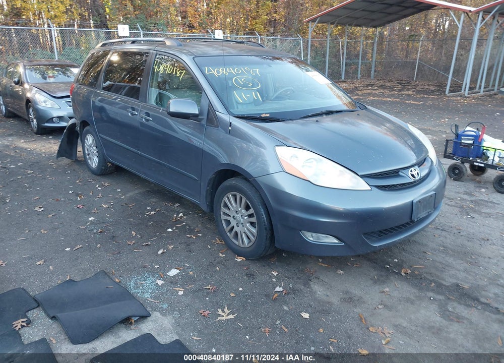 2008 TOYOTA SIENNA XLE VIN: 5TDZK22C28S104986