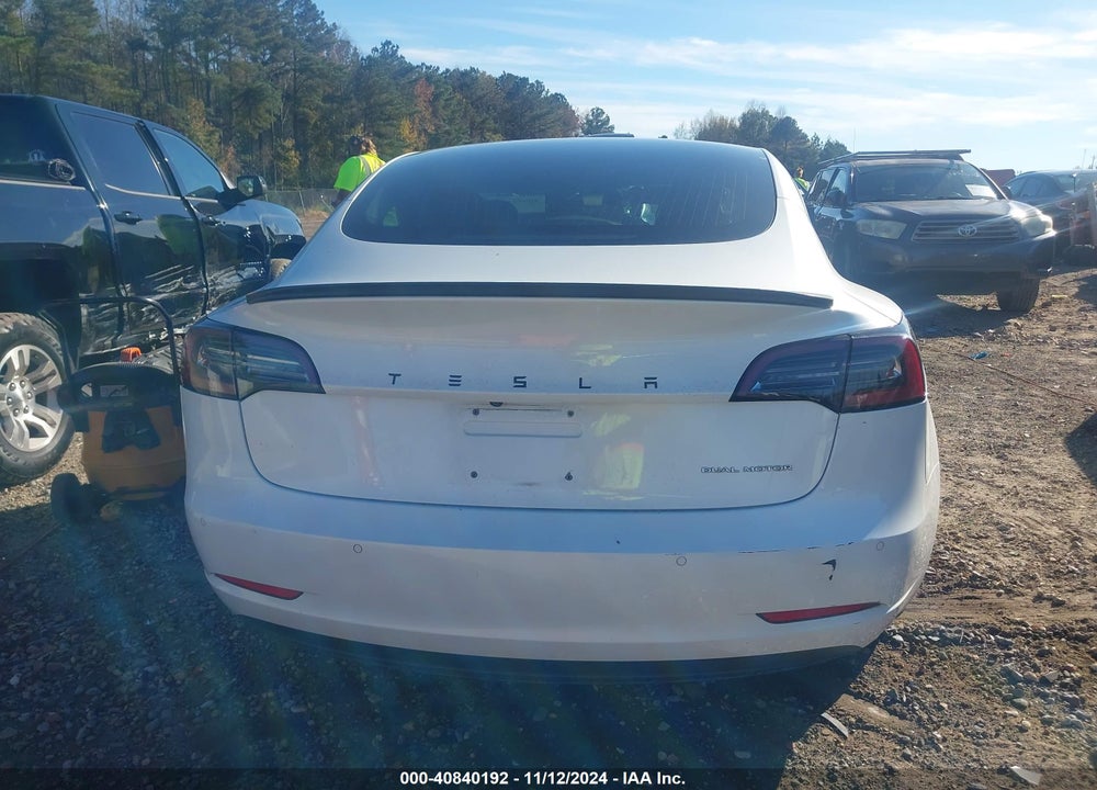 2018 TESLA MODEL 3 LONG RANGE/PERFORMANCE VIN: 5YJ3E1EB8JF185822