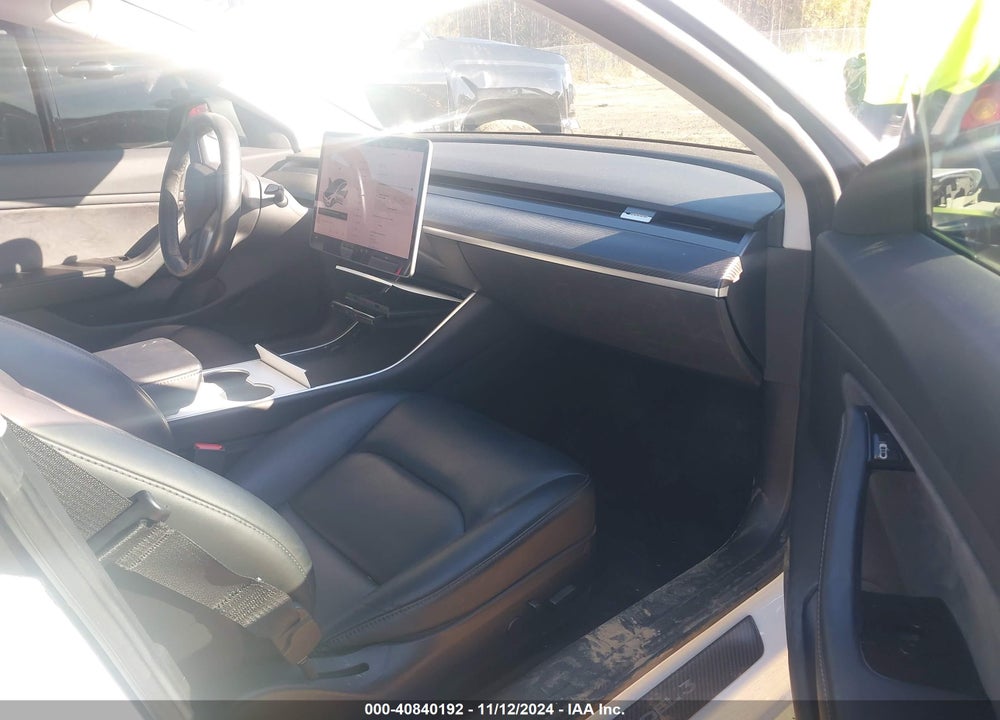 2018 TESLA MODEL 3 LONG RANGE/PERFORMANCE VIN: 5YJ3E1EB8JF185822
