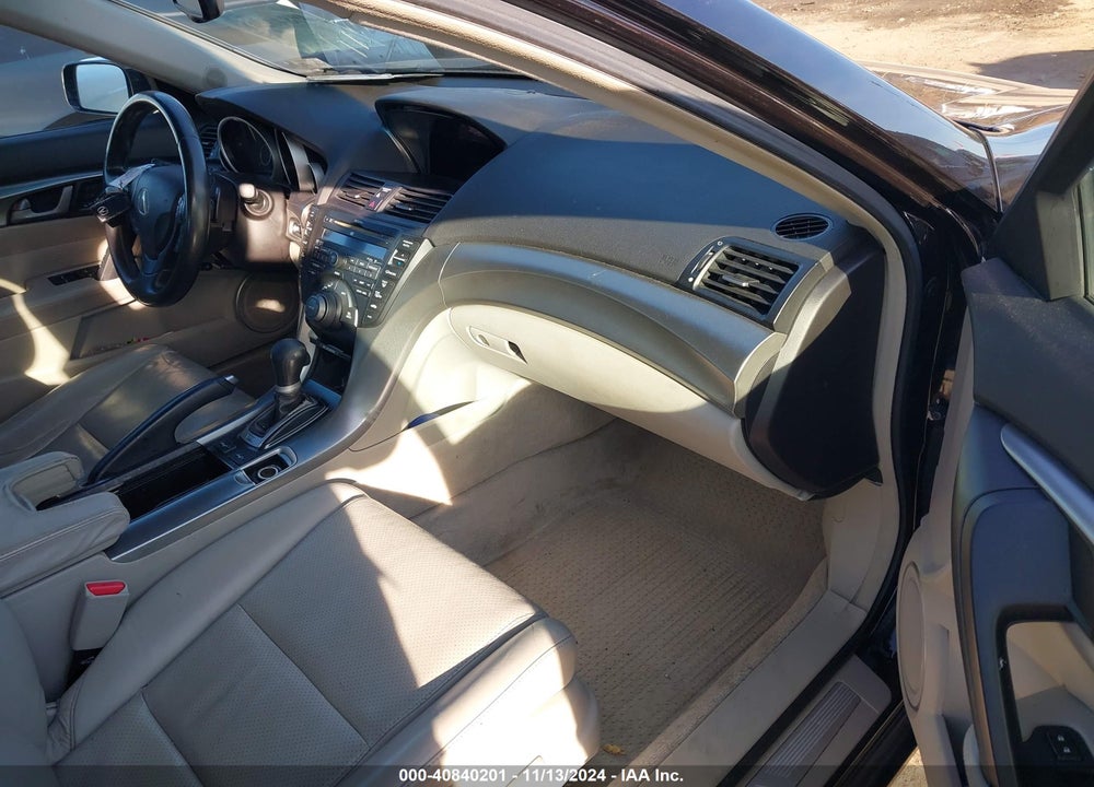 2010 ACURA TL 3.5 VIN: 19UUA8F59AA011267