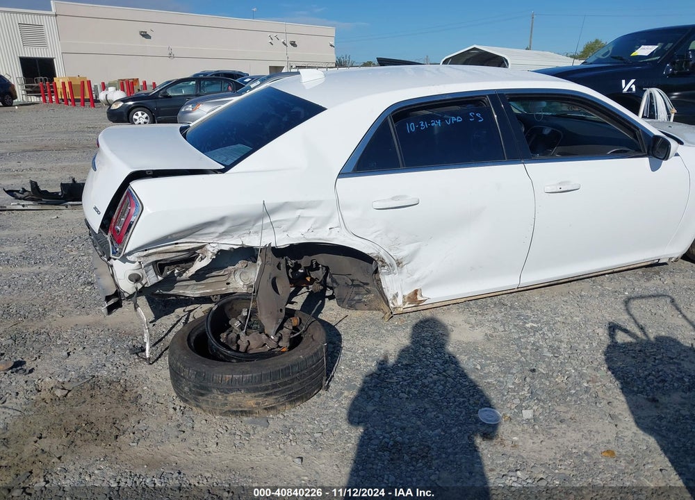 2015 CHRYSLER 300 LIMITED VIN: 2C3CCAAG9FH830510