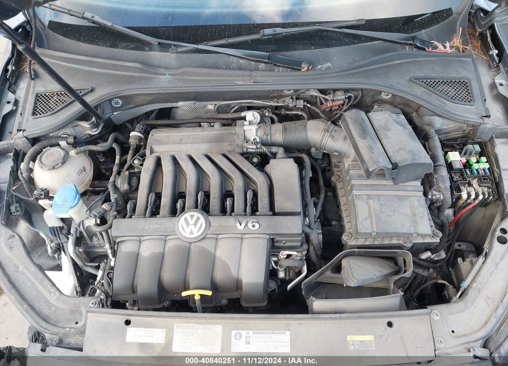 2018 VOLKSWAGEN PASSAT 3.6L V6 GT VIN: 1VWJM7A38JC035019