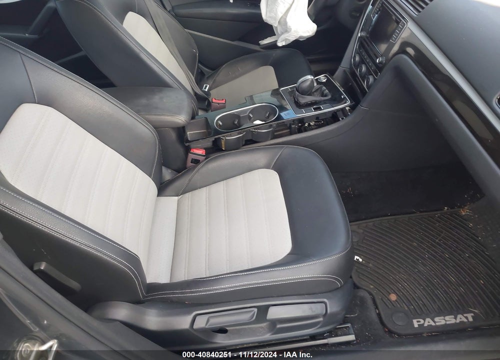 2018 VOLKSWAGEN PASSAT 3.6L V6 GT VIN: 1VWJM7A38JC035019