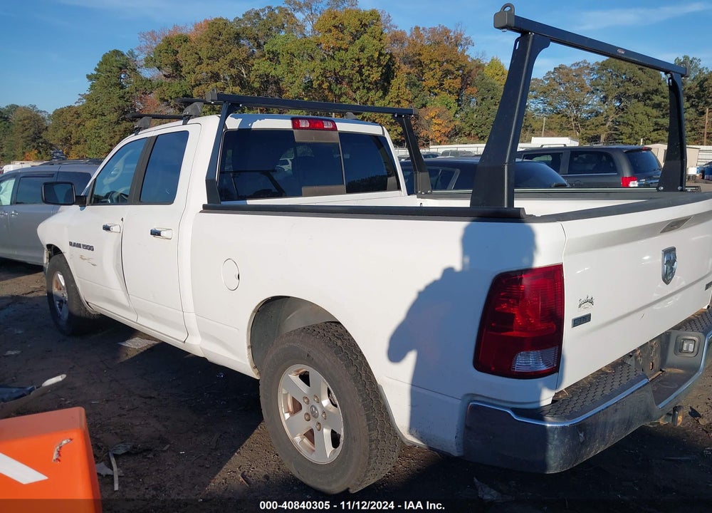 2011 RAM 1500 SLT VIN: 1D7RB1GP9BS623897