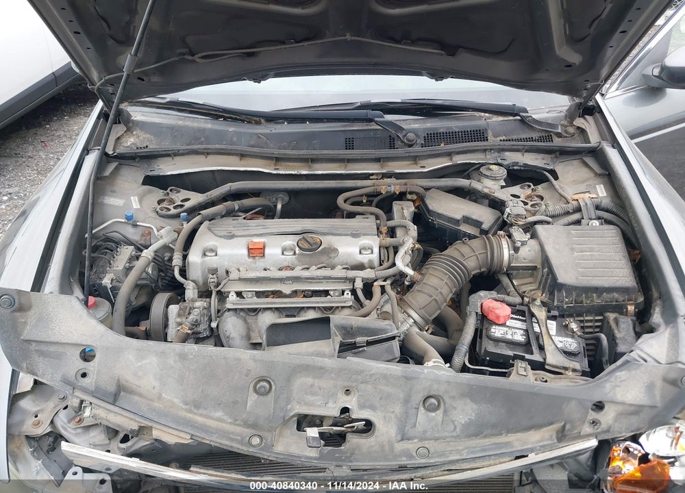 2011 HONDA ACCORD 2.4 EX-L VIN: 1HGCP2F83BA013437