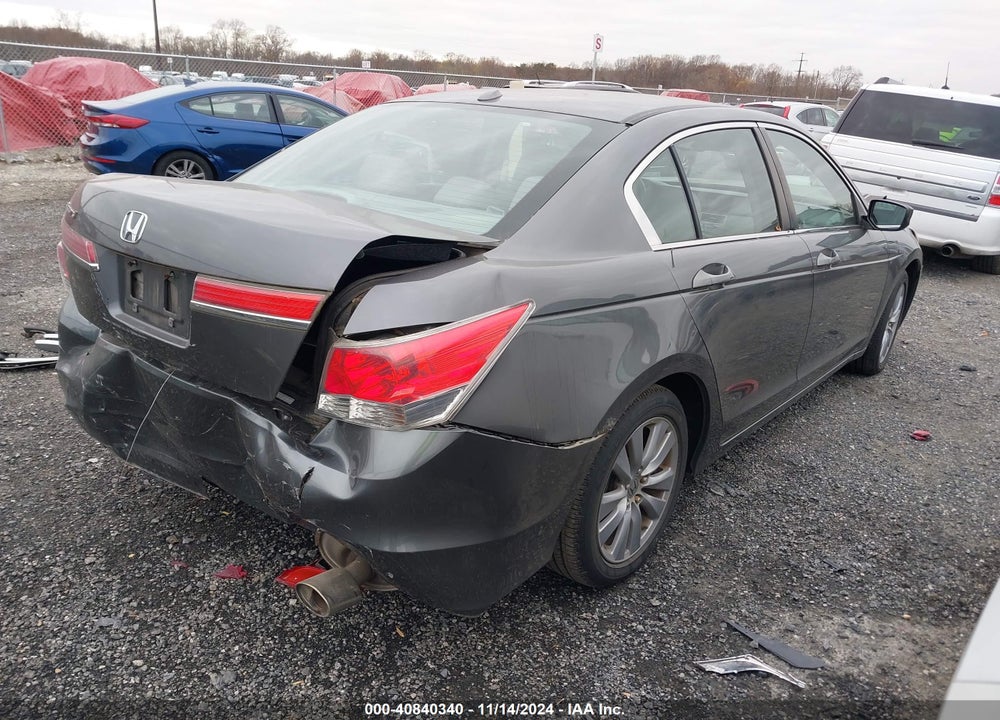 2011 HONDA ACCORD 2.4 EX-L VIN: 1HGCP2F83BA013437