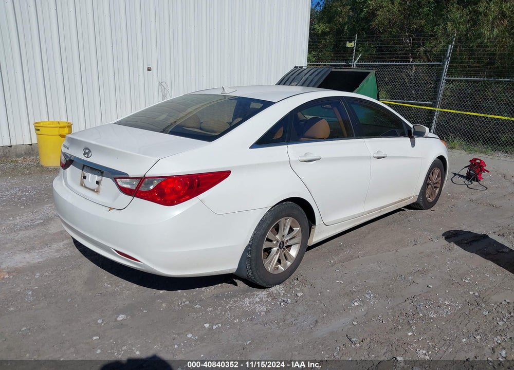 2012 HYUNDAI SONATA GLS VIN: 5NPEB4AC3CH496581