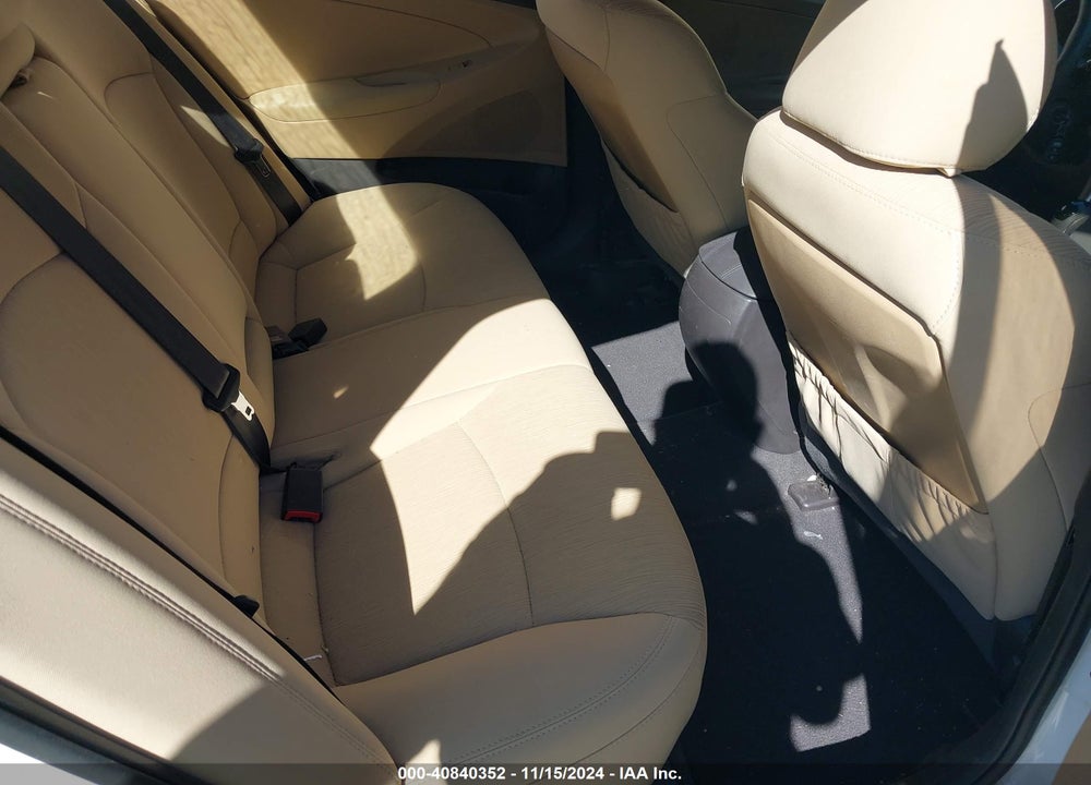2012 HYUNDAI SONATA GLS VIN: 5NPEB4AC3CH496581