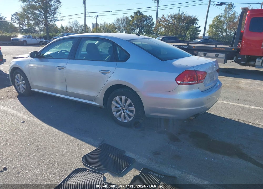 2013 VOLKSWAGEN PASSAT 2.5L S VIN: 1VWAH7A30DC001388